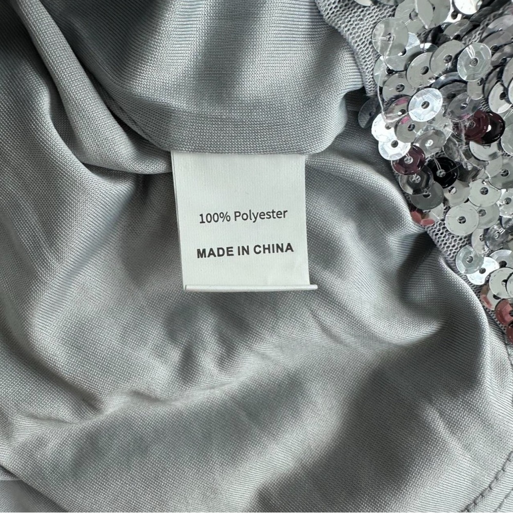 NWT Silver Sequin Women's Top XL - Picture 6 of 8